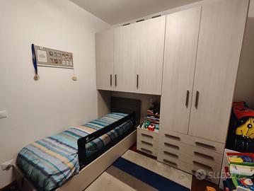 Camera a ponte singola + letto contenitore