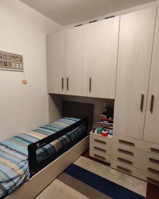 Camera a ponte singola + letto contenitore