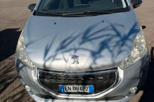 Peugeot 208 1.2 Benzina Anno 2012