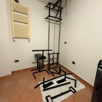 Attrezzo per palestra