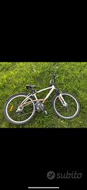 Geared mountain bike for sale in bergamo