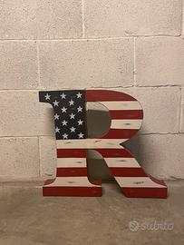 lettera R da arredamento