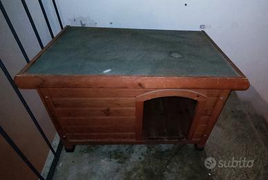 Cuccia in legno