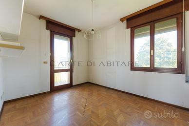 CONEGLIANO Appartamento 2 piano di 100 MQ C514-2