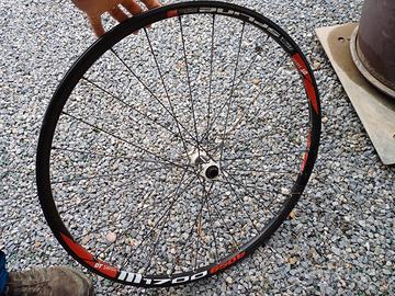 cerchio mtb dt swiss 27,5