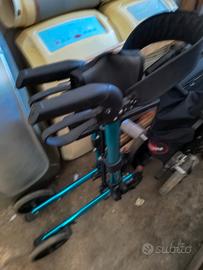 Deambulatore pieghevole