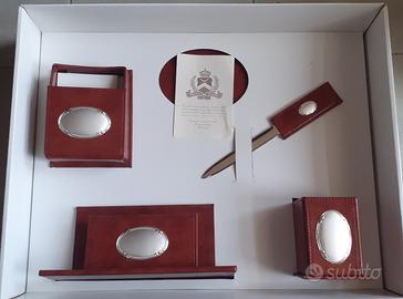 Set scrivania 5 pezzi con placche in argento 