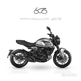 MOTO MORINI Seiemmezzo STR