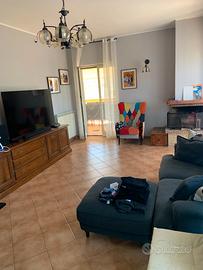 5 locali + servizi