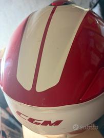 Casco rosso, nuovo. Taglia S.
