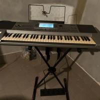Tastiera Korg pa80