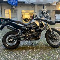 BMW F800GS + set valigie BMW