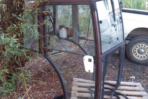 Cabina  Vetrata per Trattore Goldoni