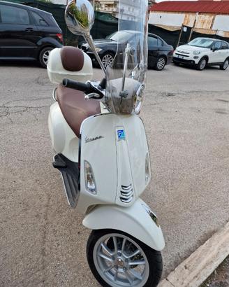 vespa 50 primavera anno 2024