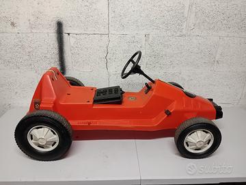 Automobilina elettrica pines no a pedali giordani