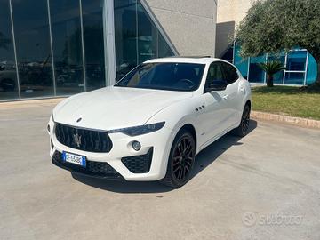 Maserati Levante V6 430 CV S AWD Gransport possibi