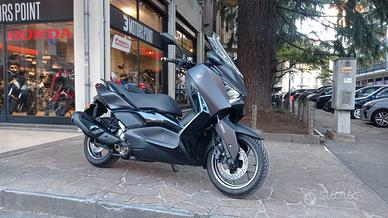 Yamaha X-Max 300 TECH MAX