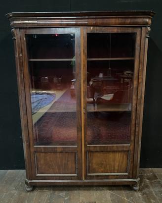 Vetrina fine 800