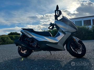 Zontes ZT 350 E scooter