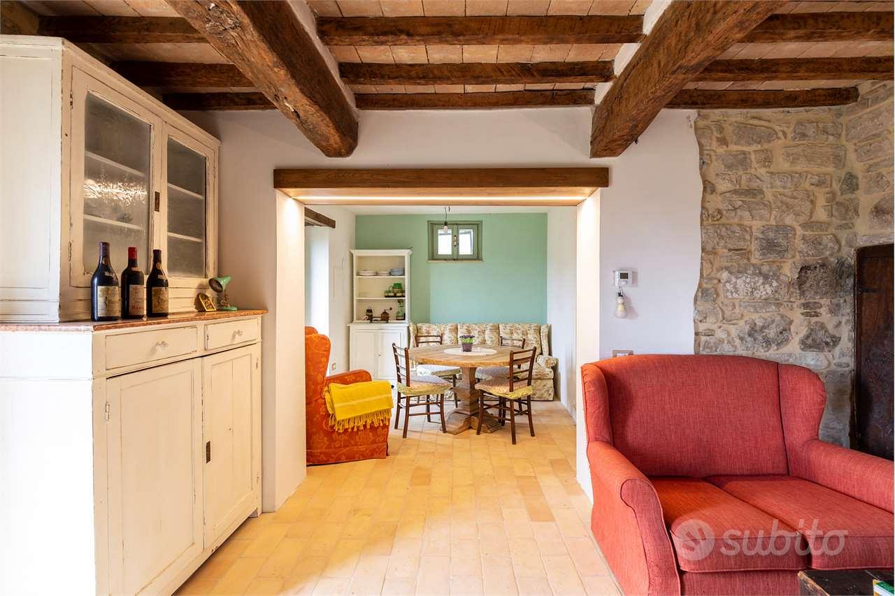 BASCHI - ACQUALORETO: CASALE IN PIETRA IN ZONA IMM - Vista 2