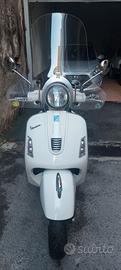 vespa gts 125