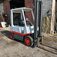 Carrello elevatore om d20 disel