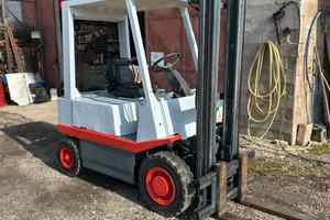 Carrello elevatore om d20 disel