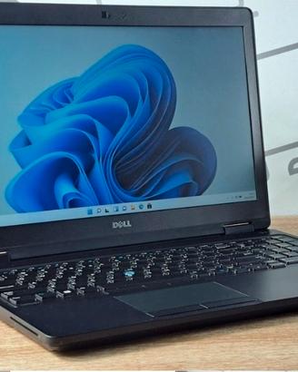 Dell 5580 15" win 11  pc portatile notebook 