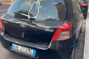 Toyota Yaris 2006           Prezzo Trattabile 