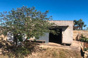 Marsala Magazzino Con Terreno Contrada Strasatti