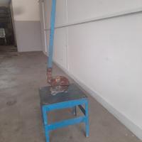 Cesoia a leva manuale