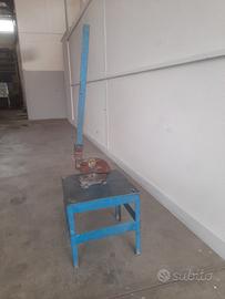 Cesoia a leva manuale