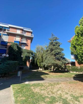 Appartamento di 170 m² con 5 locali e box auto a C