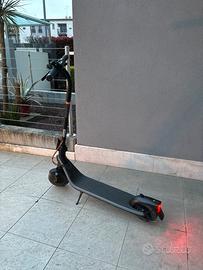Monopattino elettrico ninebot segway e2 plus II