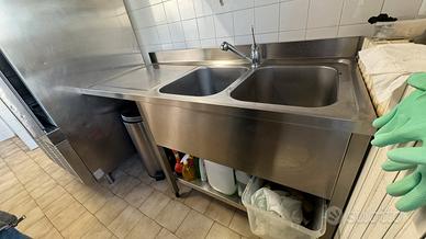 Lavello inox 2 vasche + vano lavastoviglie