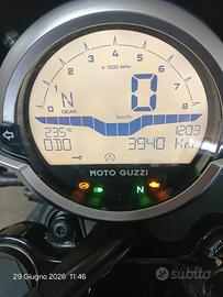 moto guzzi V7 stone 850cc