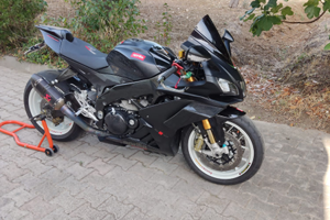 Aprilia rsv4 factory aprc