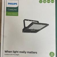 Philips 4 proiettori LED CoreLine Tempo Medium