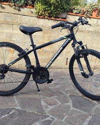 Bicicletta Mountain bike  Rockrider ST500