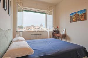 TRILOCALE CON VISTA ESCLUSICA SU ROMA