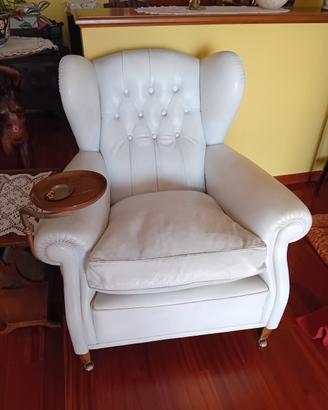 poltrona Frau "1919" con targa