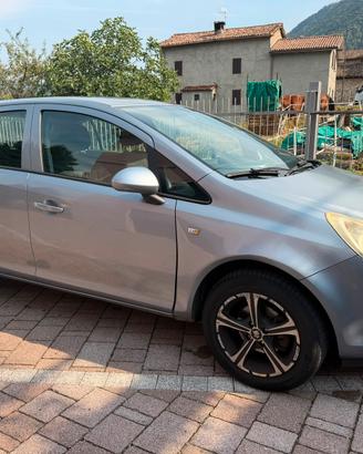 Opel corsa 1.2 80CV Benzina-euro 4- Anno 2008