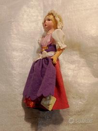 Bambola Vintage in made in Italy costume Svezia 