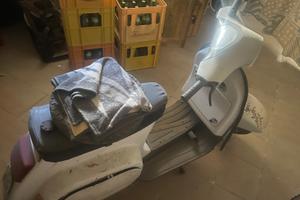 Piaggio Vespa 50 R (V5A1) - 1983