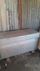 Cassone porta attrezzi