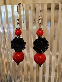 orecchini d'argento rossi e neri