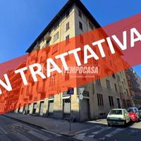 AMPIO TRILOCALE CON DOPPI SERVIZI IN ZONA METRO