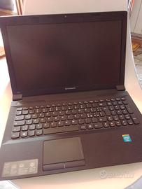Portatile Lenovo b590.