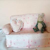 Divanetto imbottito per bambole 