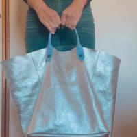 Borsa grande in vera pelle colore argento